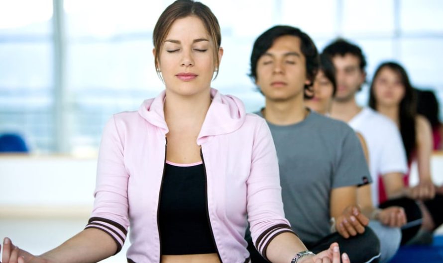 Top 2026 Healthy Lifestyle Trends: From Guided Walks to Social Wellness Events